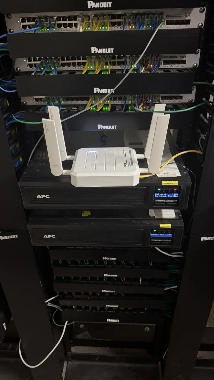 The same cellular bridge reseated in the rack